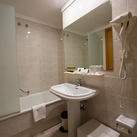 Borrell Hotel 3*
