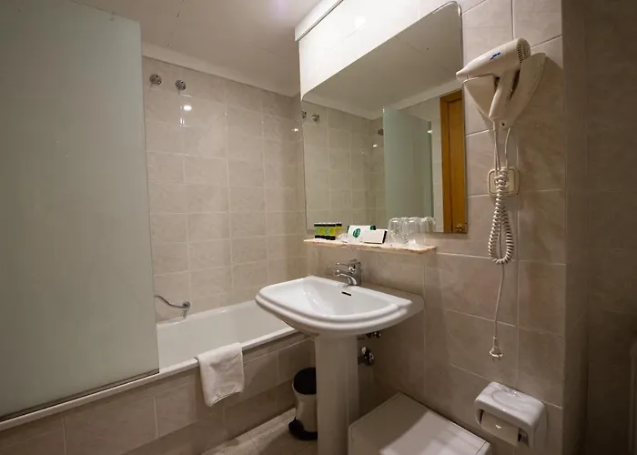 Borrell Otel 3*
